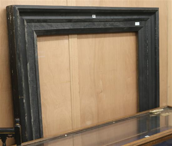 A large frame, H.183cm